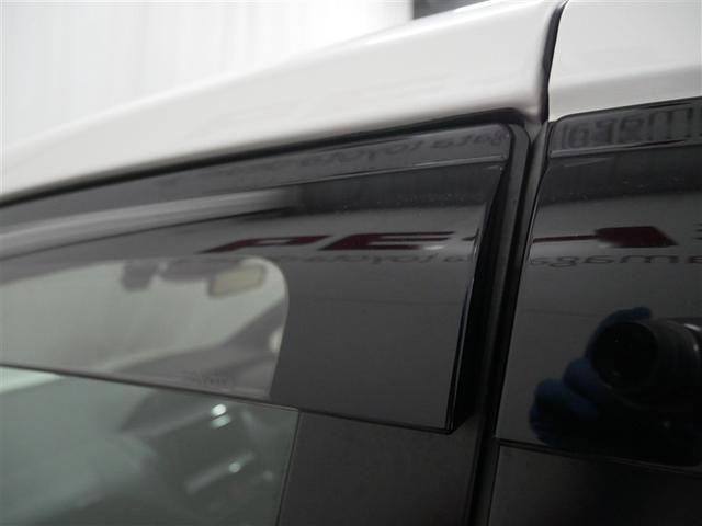 ノア Ｓｉ　ダブルバイビー　４ＷＤ　フルセグ　メモリーナビ　ＤＶＤ再生　後席モニター　バックカメラ　衝突被害軽減システム　ＥＴＣ　両側電動スライド　ＬＥＤヘッドランプ　ウオークスルー　乗車定員８人　３列シート（12枚目）