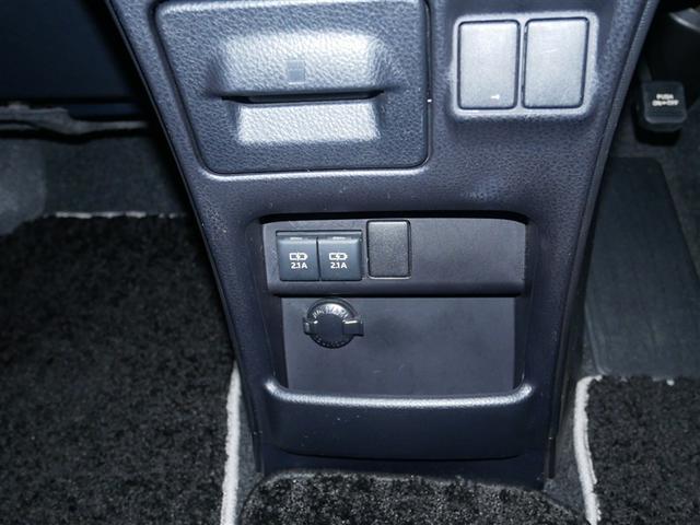 ノア Ｓｉ　ダブルバイビー　４ＷＤ　フルセグ　メモリーナビ　ＤＶＤ再生　後席モニター　バックカメラ　衝突被害軽減システム　ＥＴＣ　両側電動スライド　ＬＥＤヘッドランプ　ウオークスルー　乗車定員８人　３列シート（34枚目）