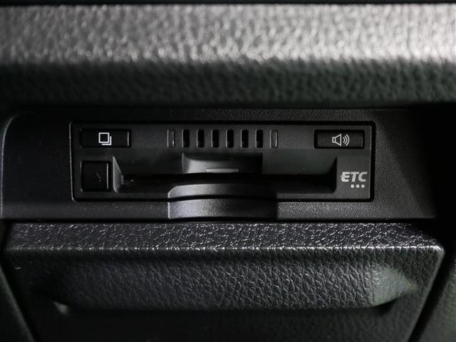 Si 4WD フルセグ メモリーナビ DVD再生 バックカメラ 衝突被害軽減システム ETC 電動スライドドア LEDヘッドランプ ウオークスルー 乗車定員7人 3列シート アイドリングストップ(9枚目)