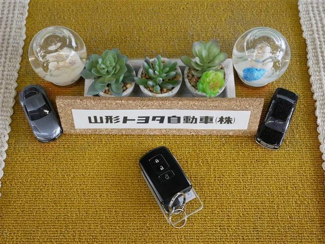 Si 4WD フルセグ メモリーナビ DVD再生 バックカメラ 衝突被害軽減システム ETC 電動スライドドア LEDヘッドランプ ウオークスルー 乗車定員7人 3列シート アイドリングストップ(18枚目)