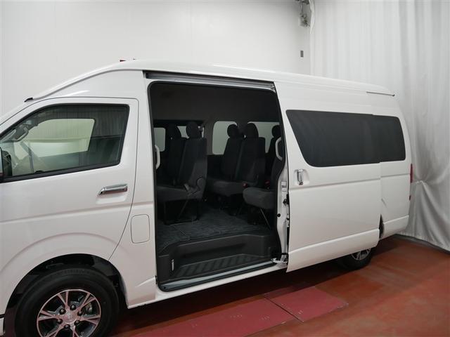 ハイエースワゴン グランドキャビン 4WD 衝突被害軽減システム ドラレコ 電動スライドドア LEDヘッドランプ 乗車定員10人 3列シート ワンオーナー(5枚目)
