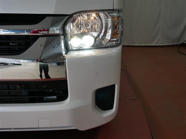 ハイエースワゴン グランドキャビン 4WD 衝突被害軽減システム ドラレコ 電動スライドドア LEDヘッドランプ 乗車定員10人 3列シート ワンオーナー(9枚目)
