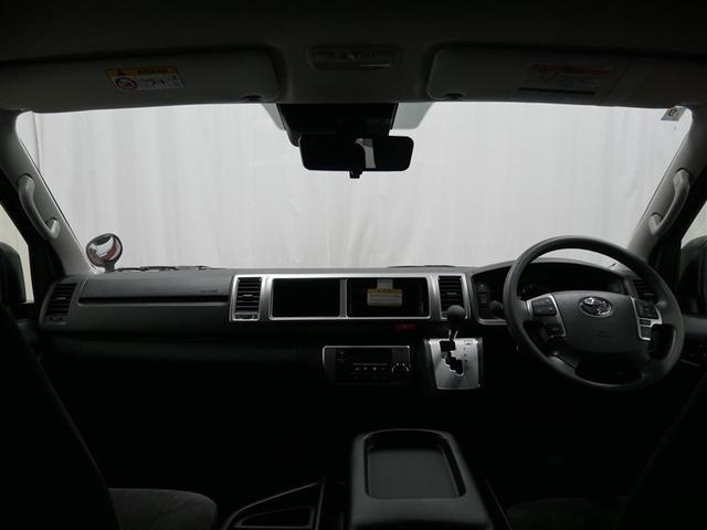 ハイエースワゴン グランドキャビン 4WD 衝突被害軽減システム ドラレコ 電動スライドドア LEDヘッドランプ 乗車定員10人 3列シート ワンオーナー(16枚目)