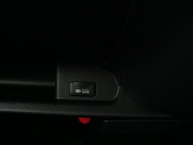 ハイエースワゴン グランドキャビン 4WD 衝突被害軽減システム ドラレコ 電動スライドドア LEDヘッドランプ 乗車定員10人 3列シート ワンオーナー(26枚目)