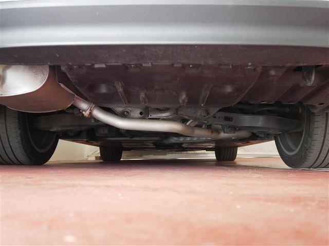 カムリ Ｇレザーパッケージ　４ＷＤ　フルセグ　メモリーナビ　ＤＶＤ再生　ミュージックプレイヤー接続可　バックカメラ　衝突被害軽減システム　ＥＴＣ　ＬＥＤヘッドランプ　ワンオーナー（12枚目）