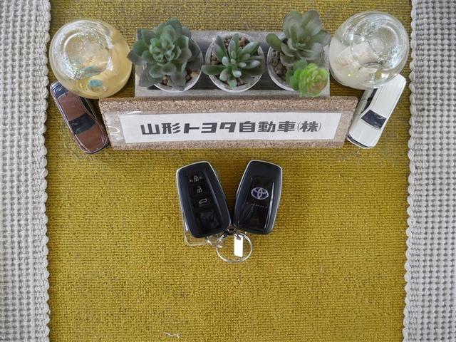 カムリ Ｇレザーパッケージ　４ＷＤ　フルセグ　メモリーナビ　ＤＶＤ再生　ミュージックプレイヤー接続可　バックカメラ　衝突被害軽減システム　ＥＴＣ　ＬＥＤヘッドランプ　ワンオーナー（34枚目）