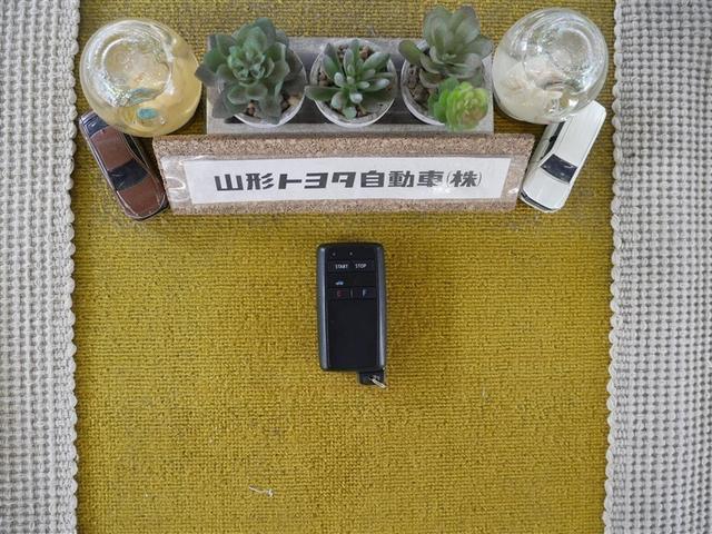 カムリ Ｇレザーパッケージ　４ＷＤ　フルセグ　メモリーナビ　ＤＶＤ再生　ミュージックプレイヤー接続可　バックカメラ　衝突被害軽減システム　ＥＴＣ　ＬＥＤヘッドランプ　ワンオーナー（35枚目）