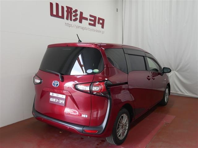 シエンタ ハイブリッドＧ　クエロ　フルセグ　メモリーナビ　ＤＶＤ再生　ミュージックプレイヤー接続可　バックカメラ　衝突被害軽減システム　ＥＴＣ　両側電動スライド　ＬＥＤヘッドランプ　ウオークスルー　乗車定員７人　３列シート（4枚目）