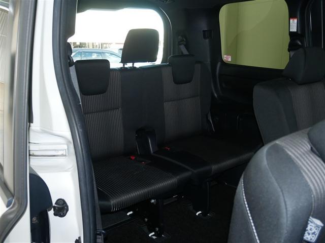 ヴォクシー ZS 煌 4WD フルセグ メモリーナビ DVD再生 後席モニター バックカメラ 衝突被害軽減システム ETC 両側電動スライド LEDヘッドランプ ウオークスルー 乗車定員8人 3列シート(8枚目)