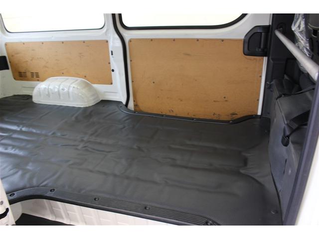 ハイエースバン ＤＸ　４ＷＤ　衝突被害軽減システム　ドラレコ　ディーゼル（17枚目）