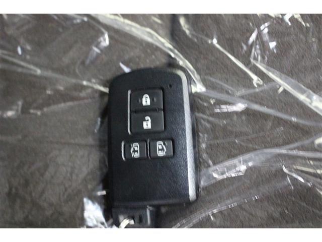 シエンタ Ｇ　クエロ　フルセグ　メモリーナビ　バックカメラ　衝突被害軽減システム　ＥＴＣ　両側電動スライド　ＬＥＤヘッドランプ　ウオークスルー　乗車定員７人　３列シート（6枚目）