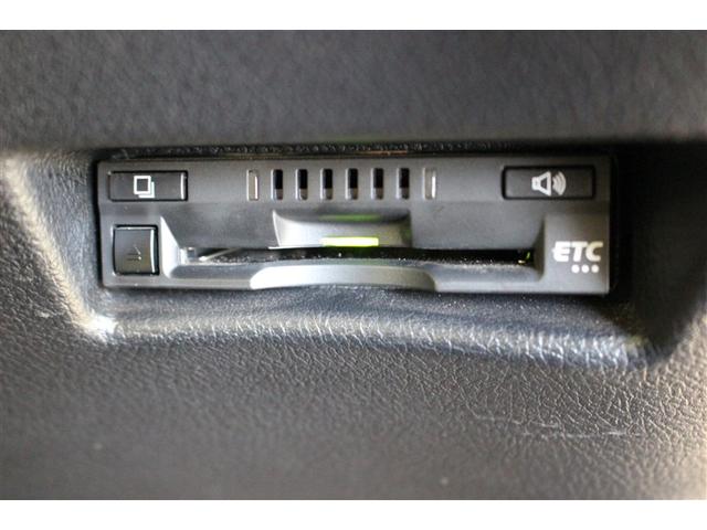 シエンタ Ｇ　クエロ　フルセグ　メモリーナビ　バックカメラ　衝突被害軽減システム　ＥＴＣ　両側電動スライド　ＬＥＤヘッドランプ　ウオークスルー　乗車定員７人　３列シート（10枚目）