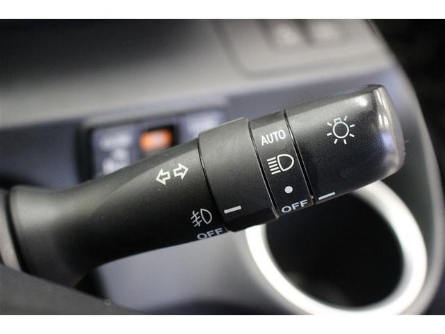 シエンタ Ｇ　クエロ　フルセグ　メモリーナビ　バックカメラ　衝突被害軽減システム　ＥＴＣ　両側電動スライド　ＬＥＤヘッドランプ　ウオークスルー　乗車定員７人　３列シート（12枚目）