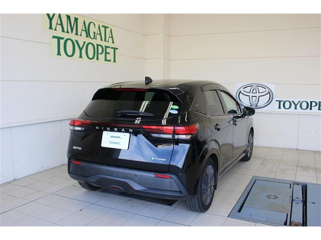 ノート Ｘ　フルセグ　メモリーナビ　ＤＶＤ再生　バックカメラ　衝突被害軽減システム　ＥＴＣ　ドラレコ　ＨＩＤヘッドライト　ワンオーナー（3枚目）