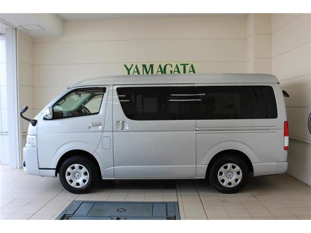 GL ロング 4WD ミュージックプレイヤー接続可 乗車定員10人(2枚目)