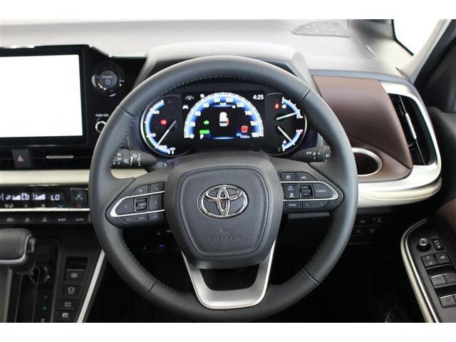 ノア ハイブリッドＺ　４ＷＤ　ＤＶＤ再生　ミュージックプレイヤー接続可　後席モニター　バックカメラ　衝突被害軽減システム　ＥＴＣ　ドラレコ　両側電動スライド　ＬＥＤヘッドランプ　乗車定員７人　３列シート　ワンオーナー（24枚目）