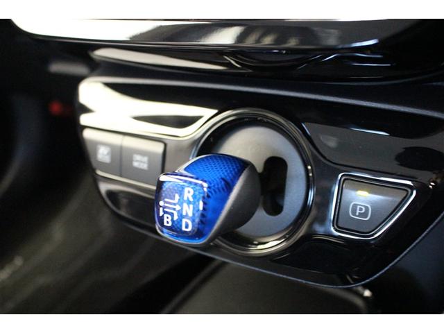 プリウス Ａ　ワンセグ　メモリーナビ　バックカメラ　衝突被害軽減システム　ＥＴＣ　ＬＥＤヘッドランプ（17枚目）