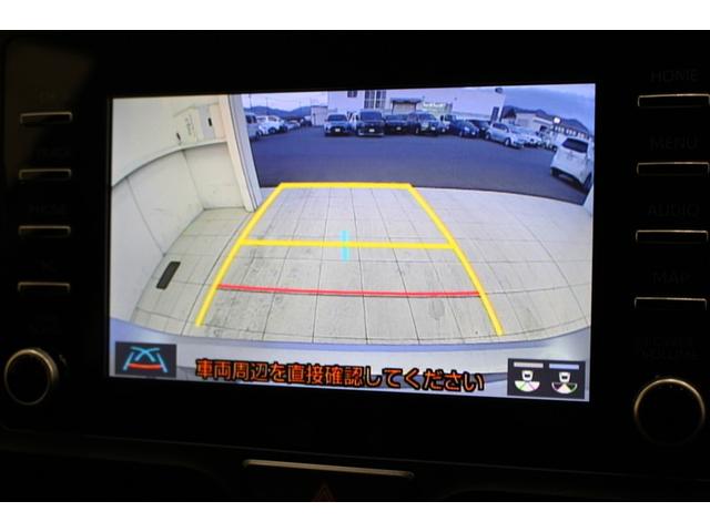 ヤリス Ｘ　ミュージックプレイヤー接続可　後席モニター　バックカメラ　衝突被害軽減システム　ＥＴＣ（15枚目）