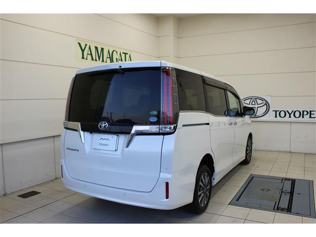 エスクァイア Ｇｉ　４ＷＤ　フルセグ　メモリーナビ　ＤＶＤ再生　バックカメラ　衝突被害軽減システム　ＥＴＣ　両側電動スライド　ＬＥＤヘッドランプ　乗車定員７人　ワンオーナー（3枚目）