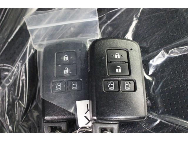 エスクァイア Ｇｉ　４ＷＤ　フルセグ　メモリーナビ　ＤＶＤ再生　バックカメラ　衝突被害軽減システム　ＥＴＣ　両側電動スライド　ＬＥＤヘッドランプ　乗車定員７人　ワンオーナー（6枚目）