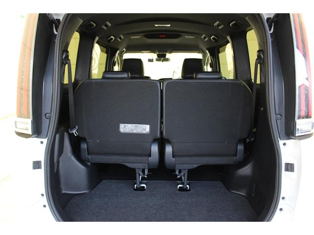 エスクァイア Ｇｉ　４ＷＤ　フルセグ　メモリーナビ　ＤＶＤ再生　バックカメラ　衝突被害軽減システム　ＥＴＣ　両側電動スライド　ＬＥＤヘッドランプ　乗車定員７人　ワンオーナー（27枚目）