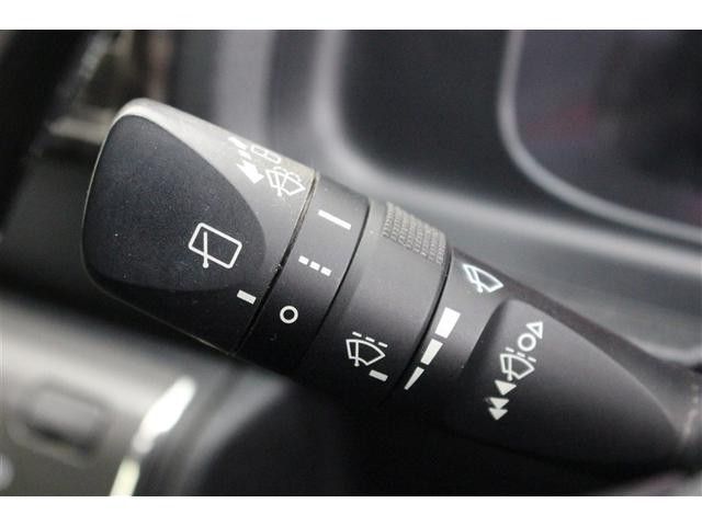 ハイエースバン スーパーＧＬ　ダークプライム　４ＷＤ　フルセグ　メモリーナビ　ＤＶＤ再生　バックカメラ　衝突被害軽減システム　ＥＴＣ　ＬＥＤヘッドランプ　ディーゼル（10枚目）