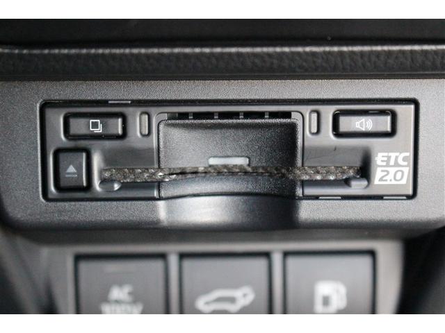 プリウス Ｚ　４ＷＤ　ミュージックプレイヤー接続可　バックカメラ　衝突被害軽減システム　ＥＴＣ　ＬＥＤヘッドランプ（9枚目）