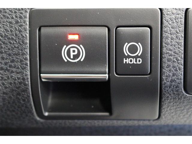 ハリアーハイブリッド プログレス　メタル　アンド　レザーパッケージ　革シート　４ＷＤ　フルセグ　メモリーナビ　ＤＶＤ再生　バックカメラ　衝突被害軽減システム　ＥＴＣ　ＬＥＤヘッドランプ　ワンオーナー（8枚目）