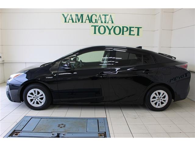 プリウス Ｓ　フルセグ　メモリーナビ　バックカメラ　ＬＥＤヘッドランプ　ワンオーナー（2枚目）