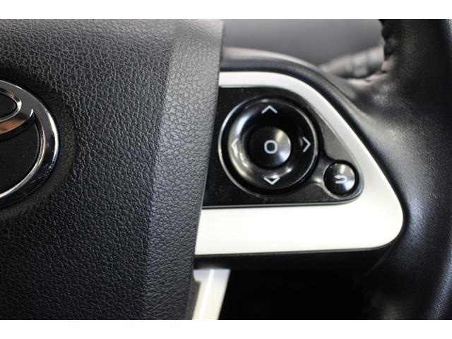 プリウス Ｓ　フルセグ　メモリーナビ　バックカメラ　ＬＥＤヘッドランプ　ワンオーナー（18枚目）