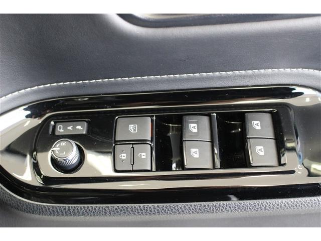 エスクァイア Ｇｉ　４ＷＤ　フルセグ　メモリーナビ　ＤＶＤ再生　後席モニター　バックカメラ　衝突被害軽減システム　ＥＴＣ　両側電動スライド　ＬＥＤヘッドランプ　乗車定員７人　３列シート　ワンオーナー　アイドリングストップ（5枚目）