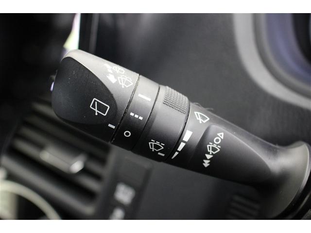 エスクァイア Ｇｉ　４ＷＤ　フルセグ　メモリーナビ　ＤＶＤ再生　後席モニター　バックカメラ　衝突被害軽減システム　ＥＴＣ　両側電動スライド　ＬＥＤヘッドランプ　乗車定員７人　３列シート　ワンオーナー　アイドリングストップ（12枚目）