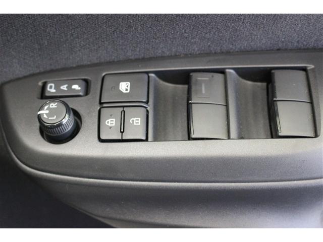 ヤリス Z ミュージックプレイヤー接続可 バックカメラ 衝突被害軽減システム ETC LEDヘッドランプ ワンオーナー(5枚目)