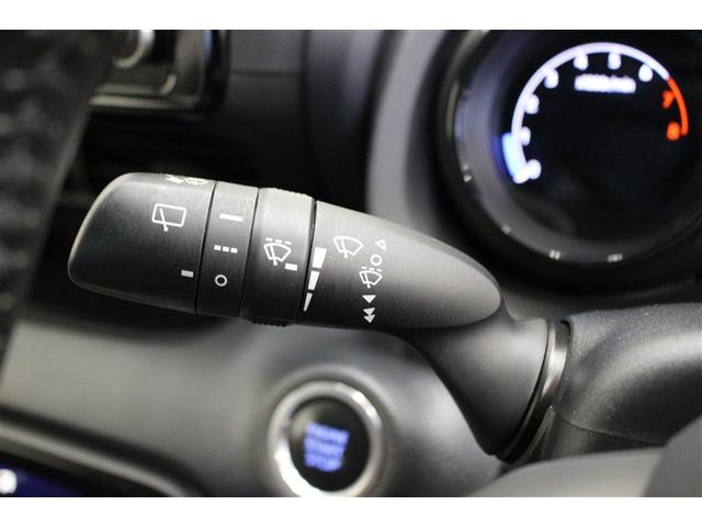 ヤリス Z ミュージックプレイヤー接続可 バックカメラ 衝突被害軽減システム ETC LEDヘッドランプ ワンオーナー(8枚目)