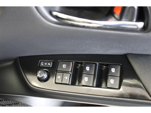 プリウス Ａ　４ＷＤ　フルセグ　メモリーナビ　バックカメラ　衝突被害軽減システム　ＥＴＣ　ＬＥＤヘッドランプ　ワンオーナー（5枚目）