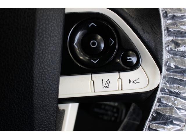 プリウス Ａ　４ＷＤ　フルセグ　メモリーナビ　バックカメラ　衝突被害軽減システム　ＥＴＣ　ＬＥＤヘッドランプ　ワンオーナー（11枚目）