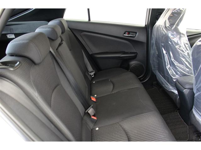 プリウス Ａ　４ＷＤ　フルセグ　メモリーナビ　バックカメラ　衝突被害軽減システム　ＥＴＣ　ＬＥＤヘッドランプ　ワンオーナー（17枚目）