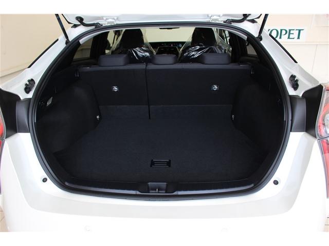 プリウス Ａ　４ＷＤ　フルセグ　メモリーナビ　バックカメラ　衝突被害軽減システム　ＥＴＣ　ＬＥＤヘッドランプ　ワンオーナー（18枚目）