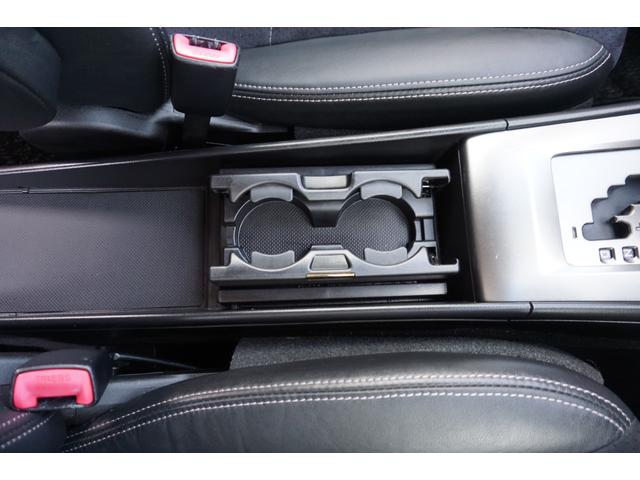 2.5iアイサイト アルカンターラセレクション 4WD SDナビ フルセグ クルコン プッシュスタート ETC アイサイト スマートキー 純正17AW 3年保証付(11枚目)