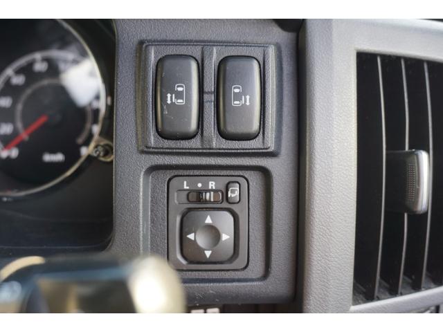 デリカＤ：５ Ｇ　パワーパッケージ　４ＷＤ　両側電動スライドドア　３列シート　バックカメラ　オートライト　純正アルミホイール　２年保証付（12枚目）
