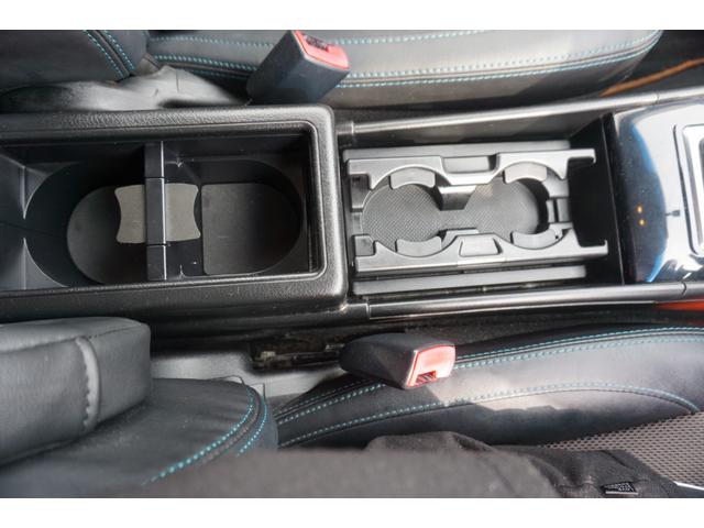 エクシーガクロスオーバー７ モダンスタイル　４ＷＤ　バックカメラ　ＥＴＣ　パワーシート　シートヒーター　純正アルミホイール　３列シート　プッシュスタート　アイドリングストップ　オートライト　２年保証付（13枚目）
