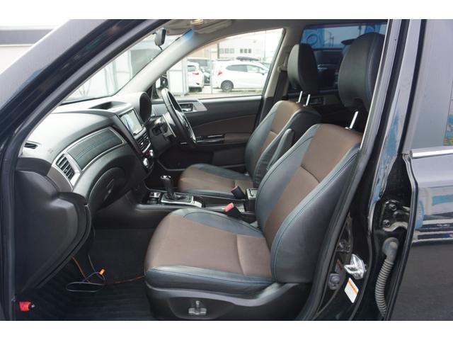 エクシーガクロスオーバー７ モダンスタイル　４ＷＤ　バックカメラ　ＥＴＣ　パワーシート　シートヒーター　純正アルミホイール　３列シート　プッシュスタート　アイドリングストップ　オートライト　２年保証付（32枚目）