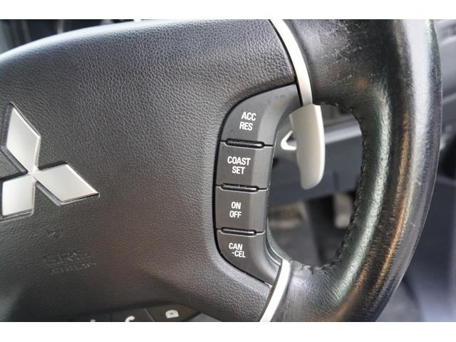 デリカＤ：５ シャモニー　４ＷＤ　ワンオーナー　両側電動スライドドア　クルーズコントロール　パワーシート　ＥＴＣ　シートヒーター　パドルシフト　ＨＩＤヘッドライト　純正ＨＤＤナビ　フルセグＴＶ　バックカメラ　２年保証付（9枚目）