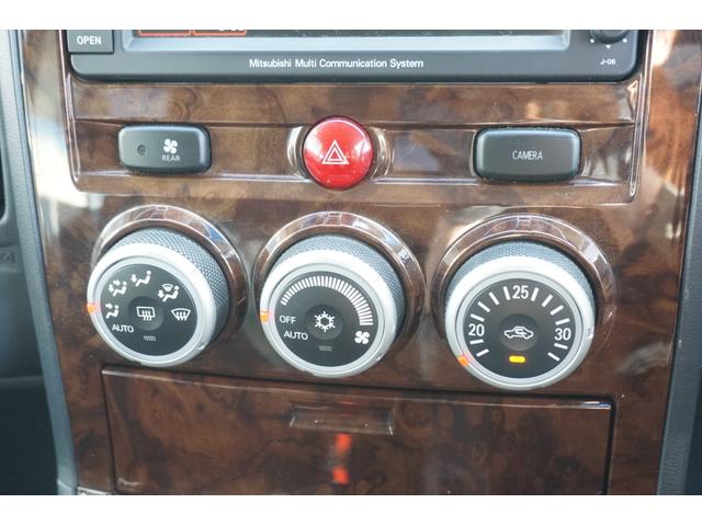 デリカＤ：５ シャモニー　４ＷＤ　ワンオーナー　両側電動スライドドア　クルーズコントロール　パワーシート　ＥＴＣ　シートヒーター　パドルシフト　ＨＩＤヘッドライト　純正ＨＤＤナビ　フルセグＴＶ　バックカメラ　２年保証付（21枚目）