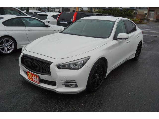 スカイライン ２００ＧＴ－ｔタイプＰ　純正メーカーナビ　フルセグＴＶ　全方位カメラ　黒革シート　シートヒーター　パワーシート　レーダークルーズコントロール　社外１８インチアルミホィール　ビルトインＥＴＣ　２年保証付（20枚目）