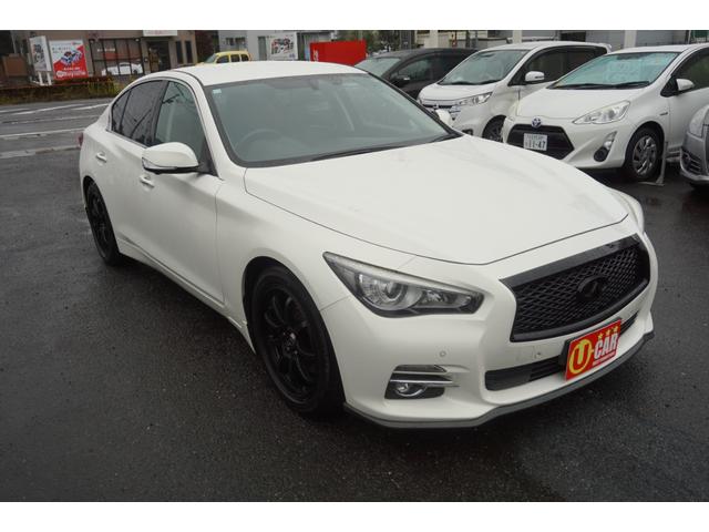 スカイライン ２００ＧＴ－ｔタイプＰ　純正メーカーナビ　フルセグＴＶ　全方位カメラ　黒革シート　シートヒーター　パワーシート　レーダークルーズコントロール　社外１８インチアルミホィール　ビルトインＥＴＣ　２年保証付（23枚目）