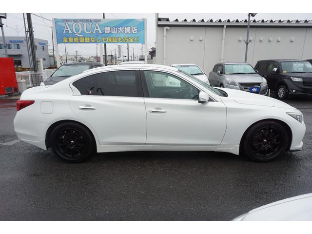 スカイライン ２００ＧＴ－ｔタイプＰ　純正メーカーナビ　フルセグＴＶ　全方位カメラ　黒革シート　シートヒーター　パワーシート　レーダークルーズコントロール　社外１８インチアルミホィール　ビルトインＥＴＣ　２年保証付（24枚目）