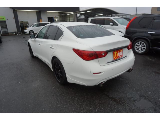 スカイライン ２００ＧＴ－ｔタイプＰ　純正メーカーナビ　フルセグＴＶ　全方位カメラ　黒革シート　シートヒーター　パワーシート　レーダークルーズコントロール　社外１８インチアルミホィール　ビルトインＥＴＣ　２年保証付（30枚目）