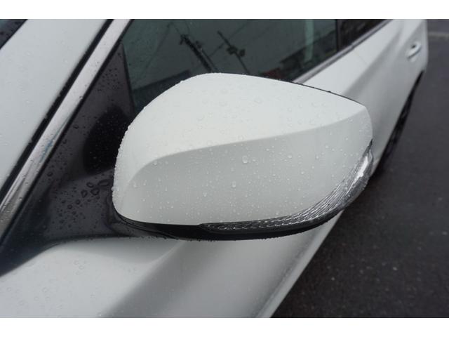 スカイライン ２００ＧＴ－ｔタイプＰ　純正メーカーナビ　フルセグＴＶ　全方位カメラ　黒革シート　シートヒーター　パワーシート　レーダークルーズコントロール　社外１８インチアルミホィール　ビルトインＥＴＣ　２年保証付（32枚目）