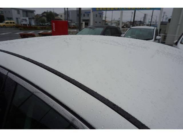 スカイライン ２００ＧＴ－ｔタイプＰ　純正メーカーナビ　フルセグＴＶ　全方位カメラ　黒革シート　シートヒーター　パワーシート　レーダークルーズコントロール　社外１８インチアルミホィール　ビルトインＥＴＣ　２年保証付（44枚目）